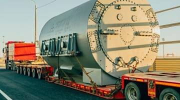 Перевозка негабаритного груза на трале