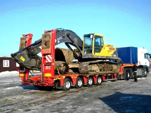 Перевозка спецтехники на трале