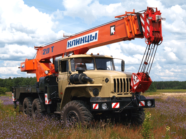 Для каких целей используется автокран?